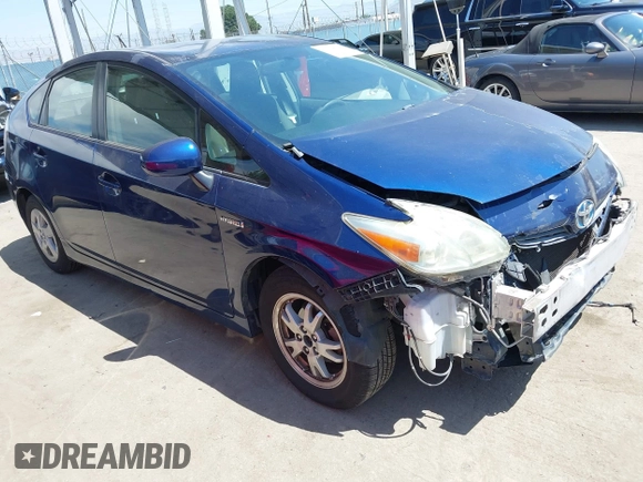 2011 Toyota Prius I with VIN JTDKN3DU5B5343613, listed as a IAAI auction lot 42008657 with 137,578 mi miles. Bid and sale history available at carsss.com. Image 1.