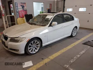 2011 BMW 3 Series 328i with VIN WBAPH5C55BA442391, listed as a IAAI auction lot 41807148 with Not Provided miles and . Bid and sale history available at carsss.com. Image 17.