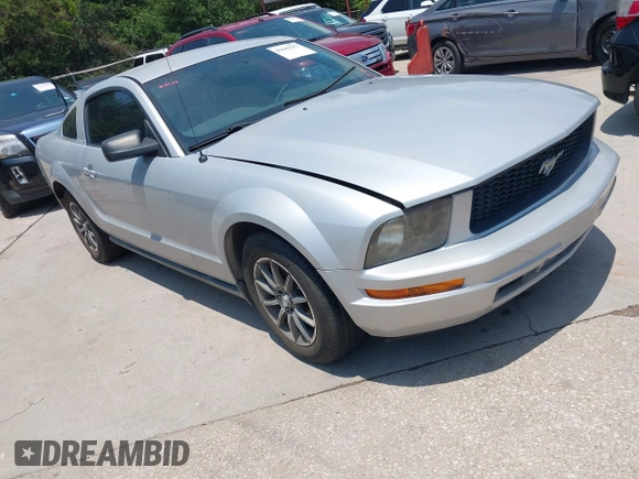 2007 Ford Mustang Deluxe z VIN 1ZVFT80N775248994, wystawiony jako IAAI lot #42503507 z przebiegiem 81 703 mil mil oraz . Historia ofert i sprzedaży dostępna na DreamBid. Obrazek 1.
