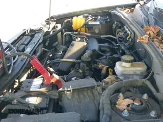 2008 Ford Escape Limited с VIN 1FMCU94148KD65625, выставлен на аукционе IAAI как лот 43227372 с пробегом 247 801 миль миль и . История ставок и продаж доступна на DreamBid. Изображение 12.