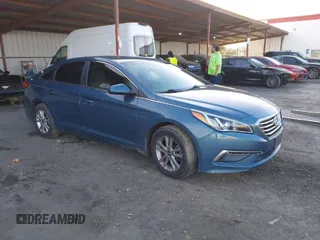 2015 Hyundai Sonata 2.4L SE with VIN 5NPE24AF3FH257823, listed as a IAAI auction lot 41226098 with 101,043 mi miles. Bid and sale history available at carsss.com. Image 1.
