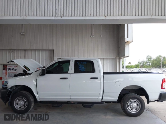 2024 Ram 2500 Tradesman с VIN 3C6UR5CJ4RG267621, выставлен на аукционе IAAI как лот 42442525 с пробегом 9 929 миль миль и . История ставок и продаж доступна на DreamBid. Изображение 15.