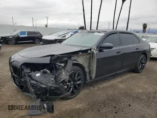 2023 BMW 7 Series 740i with VIN WBA23EH06PCM18585, listed as a Copart auction lot 43965595 with 0 mi miles and Salvage Title. Bid and sale history available at carsss.com. Image 1.