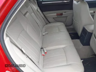 2007 Chrysler 300 C with VIN 2C3KA63H57H684368, listed as a IAAI auction lot 42144972 with 117,478 mi miles. Bid and sale history available at carsss.com. Image 8.