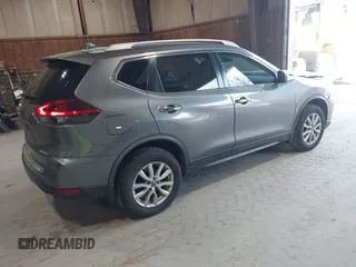 2018 Nissan Rogue SV z VIN JN8AT2MV4JW344365, wystawiony jako IAAI lot #42145147 z przebiegiem 95 634 mil mil oraz . Historia ofert i sprzedaży dostępna na DreamBid. Obrazek 4.