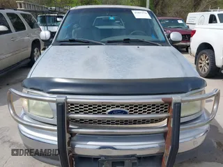 2002 Ford F-150 XL with VIN 1FTRX17W62NC05363, listed as a IAAI auction lot 41897174 with 1 mi miles. Bid and sale history available at carsss.com. Image 6.