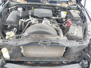 2007 Mitsubishi Raider LS z VIN 1Z7HT28K77S161721, wystawiony jako IAAI lot #42371688 z przebiegiem 130 815 mil mil oraz . Historia ofert i sprzedaży dostępna na DreamBid. Obrazek 10.
