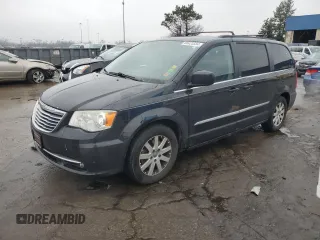 2014 Chrysler Town & Country Touring z VIN 2C4RC1BG6ER124902, wystawiony jako Copart lot #86423584 z przebiegiem 150 780 mil mil oraz Szkoda całkowita • Salvage title. Historia ofert i sprzedaży dostępna na DreamBid. Obrazek 1.
