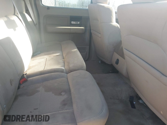 2006 Ford F-150 XLT with VIN 1FTPW14516FB55641, listed as a IAAI auction lot 41798864 with 204,517 mi miles. Bid and sale history available at carsss.com. Image 8.