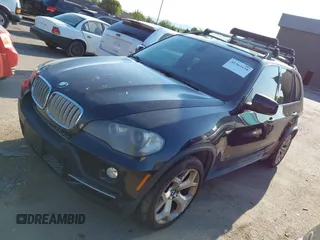 2008 BMW X5 4.8i z VIN 5UXFE83538LZ47110, wystawiony jako IAAI lot #42363158 z przebiegiem 217 820 mil mil oraz . Historia ofert i sprzedaży dostępna na DreamBid. Obrazek 2.
