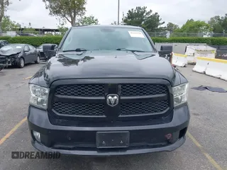2016 Ram 1500 Express z VIN 1C6RR6FG5GS333031, wystawiony jako IAAI lot #42195110 z przebiegiem 144 921 mil mil oraz . Historia ofert i sprzedaży dostępna na DreamBid. Obrazek 12.