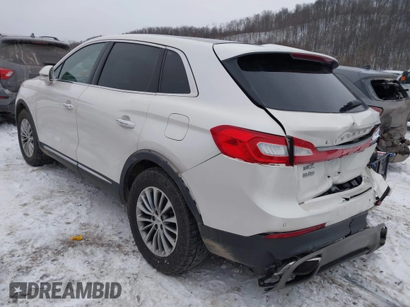 2016 Lincoln MKX Select with VIN 2LMTJ8KR3GBL31765, listed as a IAAI auction lot 41352530 with 155,376 mi miles. Bid and sale history available at carsss.com. Image 3.