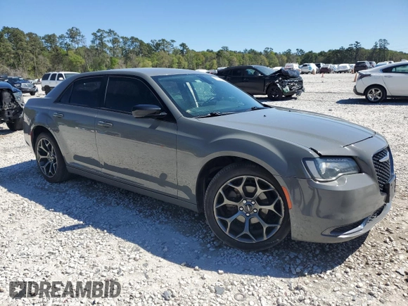 2018 Chrysler 300 Touring L with VIN 2C3CCAAGXJH208264, listed as a Copart auction lot 50007395 with 195,302 mi miles and Salvage Title. Bid and sale history available at carsss.com. Image 4.