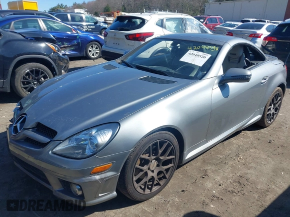 2011 Mercedes-Benz SLK 300 with VIN WDBWK5EA5BF239416, listed as a IAAI auction lot 42048520 with 57,454 mi miles and . Bid and sale history available at DreamBid. Image 17.