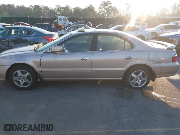 2002 Acura TL with VIN 19UUA566X2A033500, listed as a IAAI auction lot 41787954 with 251,513 mi miles. Bid and sale history available at carsss.com. Image 14.
