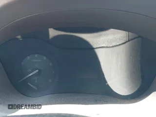2019 Genesis G80 3.8L z VIN KMTFN4JE1KU313424, wystawiony jako IAAI lot #41985022 z przebiegiem Nie podano mil oraz . Historia ofert i sprzedaży dostępna na DreamBid. Obrazek 7.