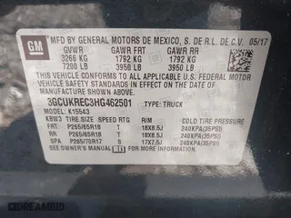 2017 Chevrolet Silverado 1500 LT with VIN 3GCUKREC3HG462501, listed as a IAAI auction lot 42050327 with 183,688 mi miles. Bid and sale history available at carsss.com. Image 9.