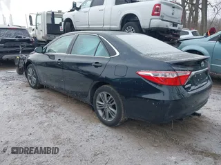 2017 Toyota Camry XLE z VIN 4T1BF1FK8HU385300, wystawiony jako IAAI lot #41088486 z przebiegiem 96 333 mil mil oraz . Historia ofert i sprzedaży dostępna na DreamBid. Obrazek 3.