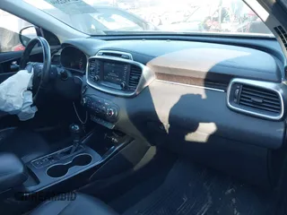 2018 Kia Sorento EX with VIN 5XYPHDA54JG410997, listed as a IAAI auction lot 41332269 with 163,742 mi miles and . Bid and sale history available at carsss.com. Image 5.