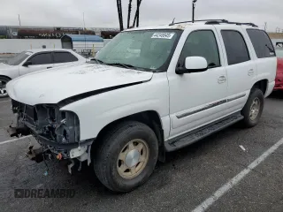 2004 GMC Yukon SLE z VIN 1GKEC13T14J273834, wystawiony jako Copart lot #44245545 z przebiegiem 129 473 mil mil oraz Szkoda całkowita • Salvage title. Historia ofert i sprzedaży dostępna na DreamBid. Obrazek 1.