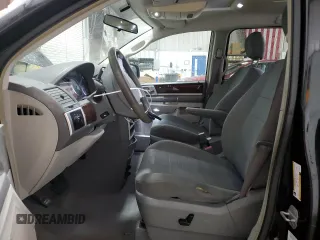 2009 Chrysler Town & Country Touring with VIN 2A8HR54169R665716, listed as a Copart auction lot 87646945 with 152,563 mi miles and Salvage Title. Bid and sale history available at DreamBid. Image 7.