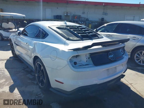2021 Ford Mustang GT with VIN 1FA6P8CF8M5156290, listed as a IAAI auction lot 41277660 with 28,818 mi miles. Bid and sale history available at carsss.com. Image 3.