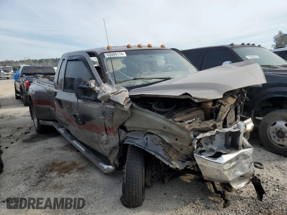 2003 Ford F-350 XL with VIN 1FTWW33F13EA05631, listed as a Copart auction lot 82089174 with 365,768 mi miles and Salvage Title. Bid and sale history available at DreamBid. Image 4.