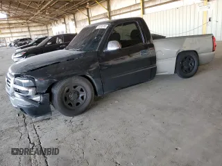 2000 GMC New Sierra 1500 SL with VIN 1GTEC14W2YZ175875, listed as a Copart auction lot 53395745 with Not Provided miles and Salvage Title. Bid and sale history available at carsss.com. Image 1.