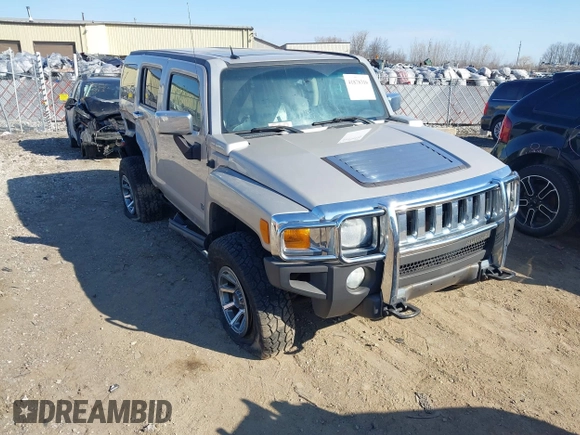 2007 Hummer H3 SUV with VIN 5GTDN13E878193390, listed as a IAAI auction lot 41878316 with 131,160 mi miles and . Bid and sale history available at DreamBid. Image 1.