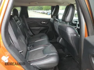 2016 Jeep Cherokee Trailhawk with VIN 1C4PJMBS2GW255368, listed as a Copart auction lot 59010305 with 105,667 mi miles and Salvage title. Bid and sale history available at DreamBid. Image 10.