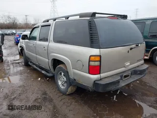 2004 Chevrolet Suburban Z71 with VIN 3GNFK16Z24G222709, listed as a IAAI auction lot 41535862 with 1 mi miles. Bid and sale history available at carsss.com. Image 3.