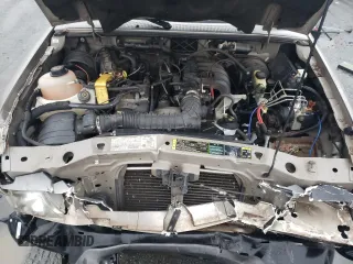 2003 Mazda B-Series 2WD Truck SX with VIN 4F4YR12D13TM17409, listed as a Copart auction lot 84023584 with 113,783 mi miles and Salvage Title. Bid and sale history available at carsss.com. Image 12.