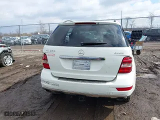 2009 Mercedes-Benz M-Class 3.5L with VIN 4JGBB86E69A446953, listed as a IAAI auction lot 41656337 with 1 mi miles. Bid and sale history available at carsss.com. Image 16.