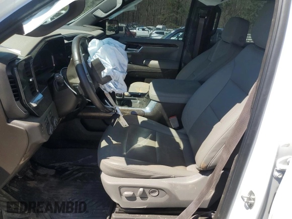 2023 Chevrolet Silverado 1500 LT z VIN 2GCUDDED4P1117118, wystawiony jako Copart lot #49965375 z przebiegiem 61 228 mil mil oraz Szkoda całkowita • Salvage title. Historia ofert i sprzedaży dostępna na DreamBid. Obrazek 7.
