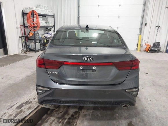 2021 Kia Forte LXS with VIN 3KPF24AD0ME404393, listed as a IAAI auction lot 41598960 with NaN miles. Bid and sale history available at carsss.com. Image 17.