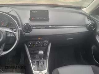 2018 Mazda CX-3 Sport z VIN JM1DKFB70J1322030, wystawiony jako Copart lot #43591141 z przebiegiem 34 329 mil mil oraz Nie do naprawy • Non repairable. Historia ofert i sprzedaży dostępna na DreamBid. Obrazek 9.