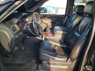 2014 Chevrolet Tahoe LTZ с VIN 1GNSKCE07ER137878, выставлен на аукционе Copart как лот 59905605 с пробегом 213 584 миль миль и Списание • Salvage title. История ставок и продаж доступна на DreamBid. Изображение 7.