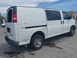 2005 Chevrolet Express Cargo Van with VIN 1GCHG35U651127686, listed as a IAAI auction lot 42028915 with 357,912 mi miles. Bid and sale history available at carsss.com. Image 4.