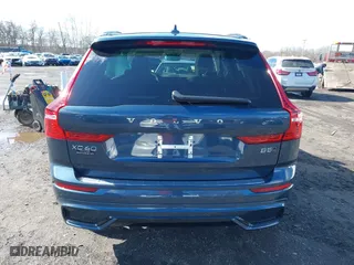 2024 Volvo XC60 Ultimate Dark Theme with VIN YV4L12RM6R1913362, listed as a IAAI auction lot 41596343 with 4,171 mi miles. Bid and sale history available at carsss.com. Image 16.