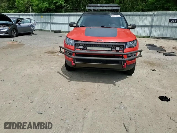 2018 Jeep Compass Trailhawk with VIN 3C4NJDDB3JT424282, listed as a Copart auction lot 52870765 with 95,208 mi miles and Salvage title. Bid and sale history available at DreamBid. Image 12.