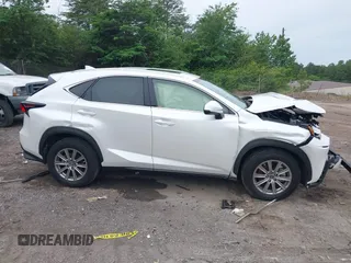 2021 Lexus NX 300 z VIN JTJDARBZ6M5035226, wystawiony jako IAAI lot #42243101 z przebiegiem 18 229 mil mil oraz . Historia ofert i sprzedaży dostępna na DreamBid. Obrazek 13.