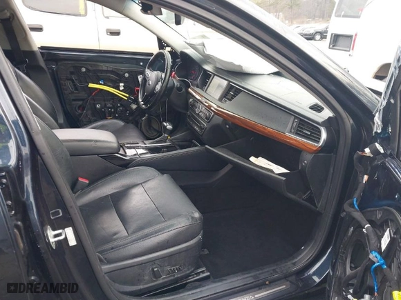 2017 Kia Cadenza Premium with VIN KNALC4J1XH5068157, listed as a IAAI auction lot 41646443 with 98,608 mi miles. Bid and sale history available at carsss.com. Image 5.