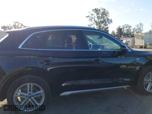 2024 Audi Q5 S line Premium with VIN WA1G2AFY6R2104354, listed as a IAAI auction lot 42248000 with 6,157 mi miles and . Bid and sale history available at DreamBid. Image 14.