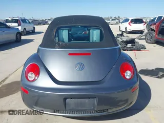 2006 Volkswagen Beetle z VIN 3VWRF31Y96M332050, wystawiony jako IAAI lot #41232267 z przebiegiem 83 450 mil mil oraz . Historia ofert i sprzedaży dostępna na DreamBid. Obrazek 16.