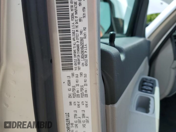 2008 Jeep Liberty Sport z VIN 1J8GN28KX8W265902, wystawiony jako Copart lot #59152005 z przebiegiem 113 905 mil mil oraz Czysty tytuł • Clean title. Historia ofert i sprzedaży dostępna na DreamBid. Obrazek 13.