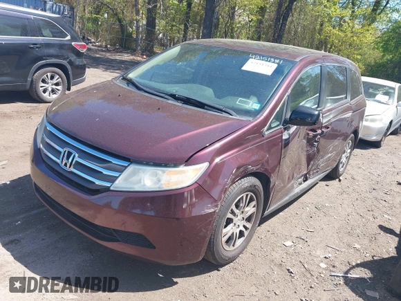 2011 Honda Odyssey EX-L with VIN 5FNRL5H69BB093996, listed as a IAAI auction lot 42151381 with 88,531 mi miles and . Bid and sale history available at carsss.com. Image 17.