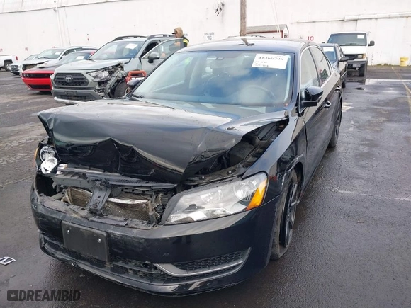 2015 Volkswagen Passat 1.8T SE w/Sunroof & Nav with VIN 1VWBT7A30FC031397, listed as a IAAI auction lot 41466798 with 70,714 mi miles. Bid and sale history available at carsss.com. Image 6.
