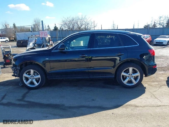 2017 Audi Q5 Premium Plus with VIN WA1M2AFP2HA030476, listed as a IAAI auction lot 41646804 with 73,111 mi miles. Bid and sale history available at carsss.com. Image 15.