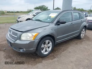 2011 Dodge Caliber Mainstreet z VIN 1B3CB3HAXBD254186, wystawiony jako IAAI lot #42408031 z przebiegiem 198 015 mil mil oraz . Historia ofert i sprzedaży dostępna na DreamBid. Obrazek 2.