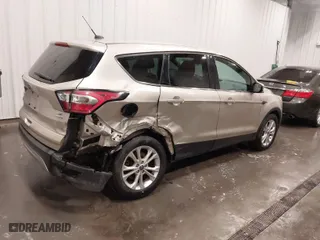 2017 Ford Escape SE with VIN 1FMCU0GD1HUE66952, listed as a IAAI auction lot 41750959 with 86,442 mi miles. Bid and sale history available at carsss.com. Image 4.